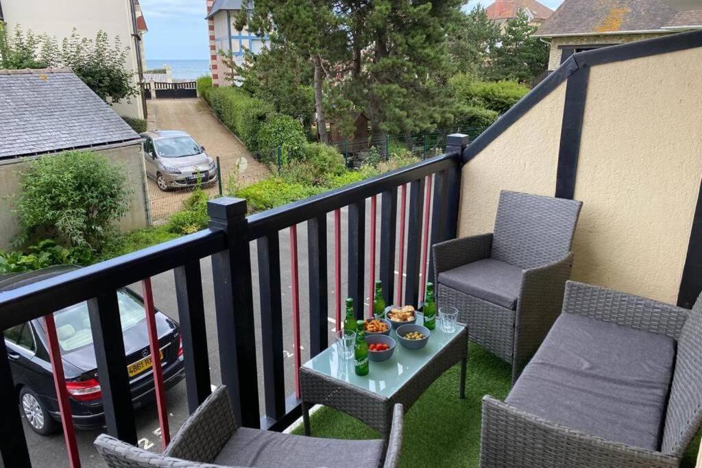 Magnifique Appartement Vue Mer A 50 M De La Plage Villers-sur-Mer Exterior foto