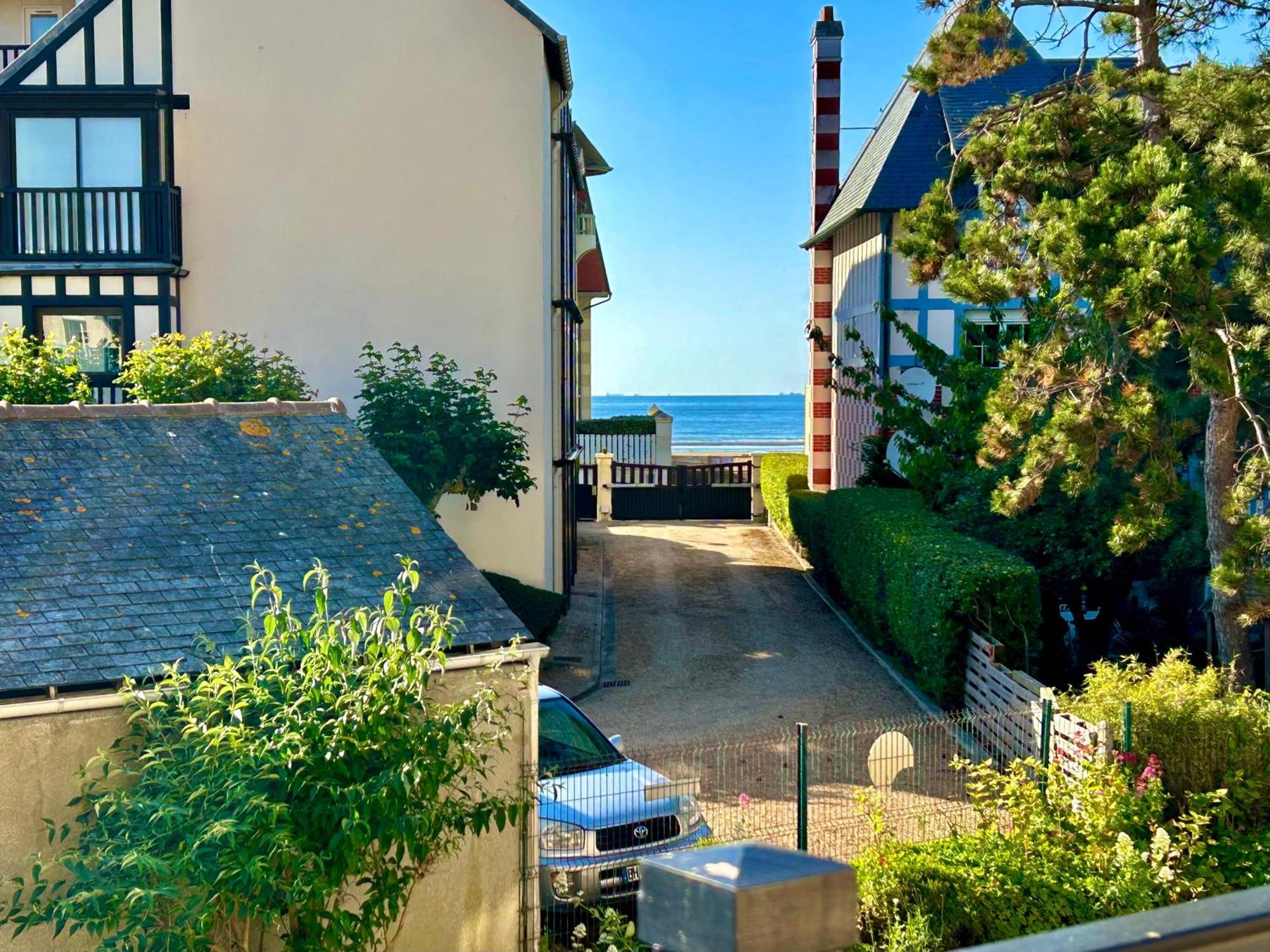 Magnifique Appartement Vue Mer A 50 M De La Plage Villers-sur-Mer Exterior foto
